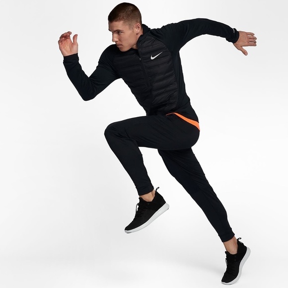 Nike AeroLoft Men's Long-Sleeve Running Top - Picture 3 of 8